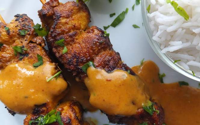 Pollo satay