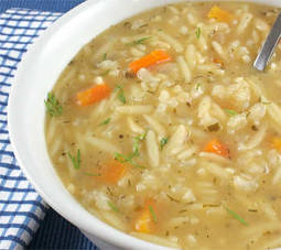 Sopa de arroz blanca