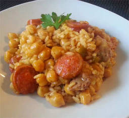 Arroz con garbanzos y chorizo